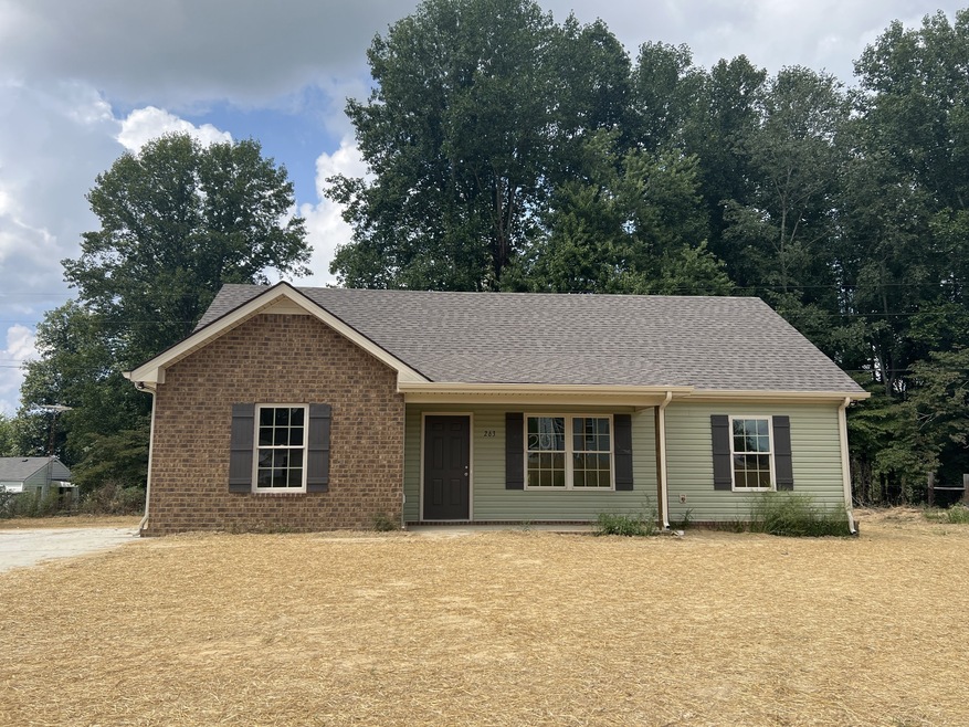 263 Timber Cir, Manchester, TN 37355 - photo 1