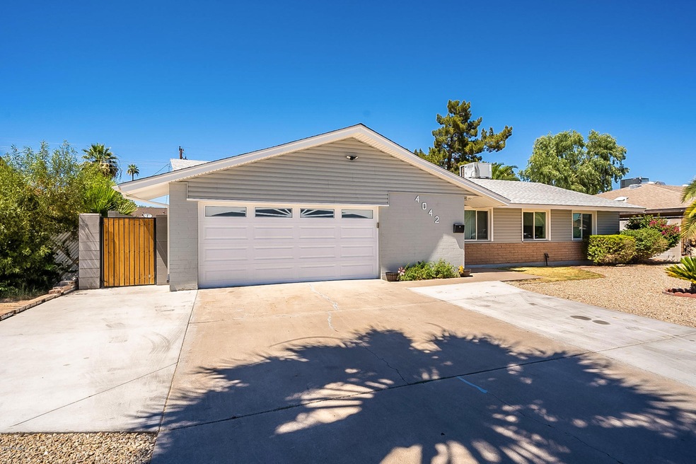 4042 W Puget Ave, Phoenix, AZ 85051 - photo 1