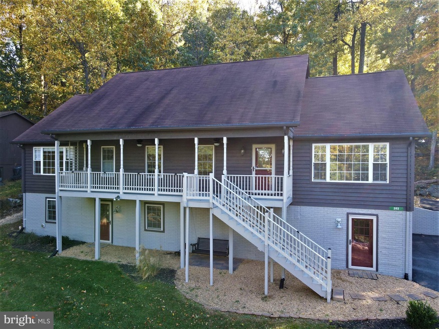 202 Lazy Livin Ln, Front Royal, VA 22630 - photo 1
