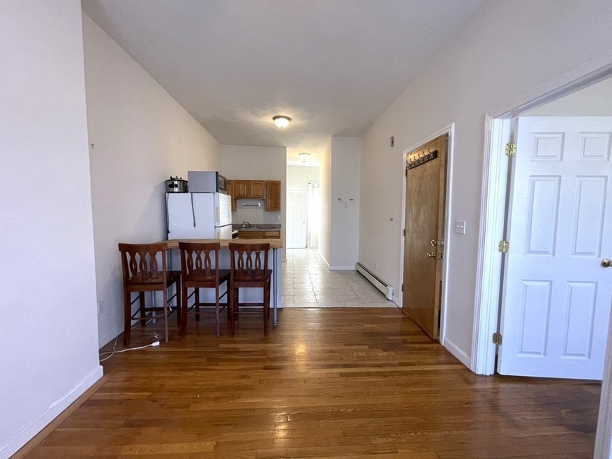 2 Cedar Square unit 2, Cambridge, MA 02140 - photo 1