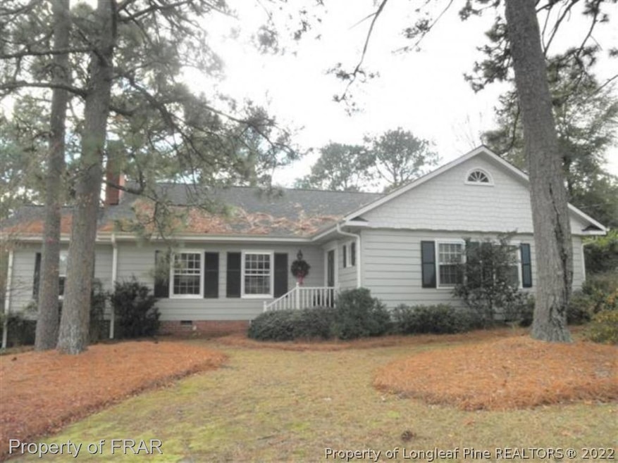 1515 Twin Oak Dr, Fayetteville, NC 28305 - photo 1