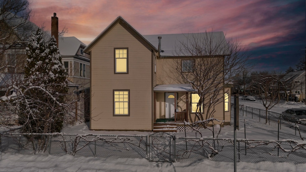 1904 W Broadway Ave, Spokane, WA 99201 - photo 1