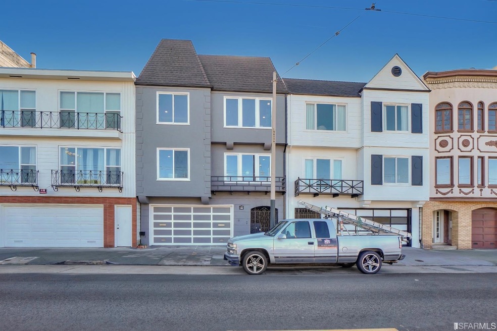 1865 Chestnut St, San Francisco, CA 94123 - photo 1