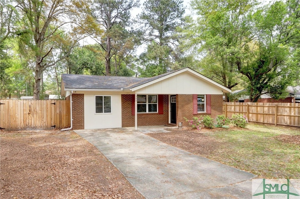 304 E 4th St, Springfield, GA 31329 - photo 1