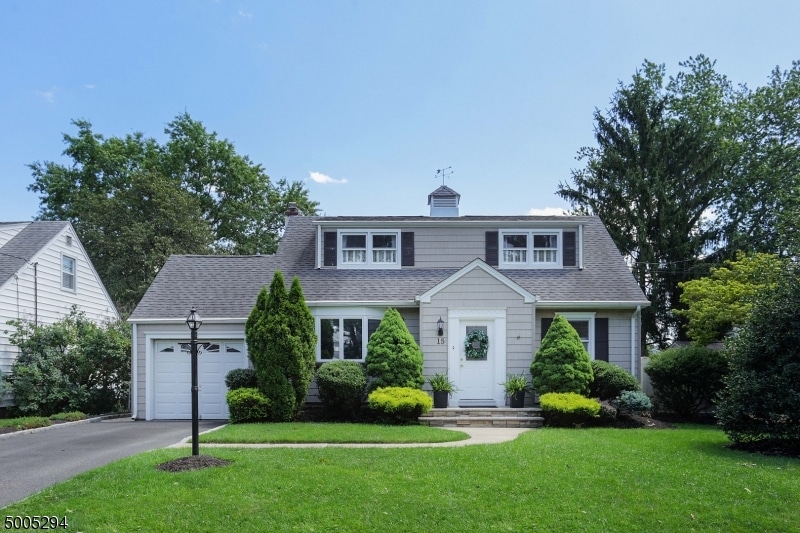 15 Post Rd, Clark, NJ 07066 - photo 1