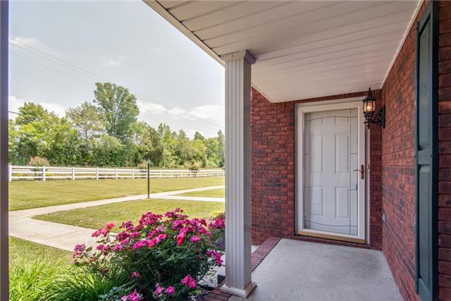 Gorgeous setting for this perfect 10 unit! | Fresh paint & carpet | Move in ready! |