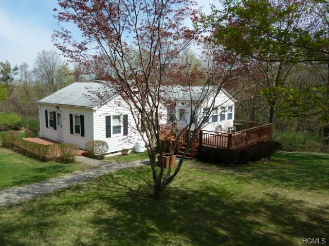 220 Longfellow Dr, Carmel, NY 10512 - photo 1