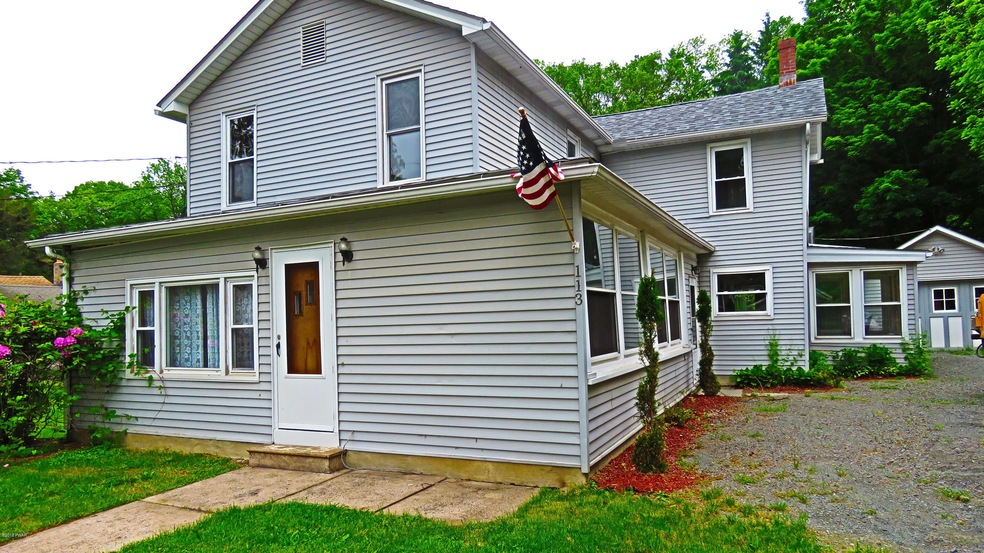113 Prospect St, Hawley, PA 18428 - photo 1