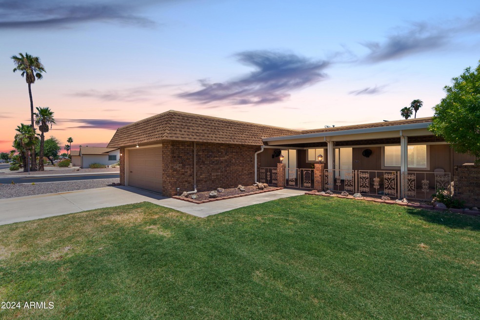 15407 N Boswell Blvd