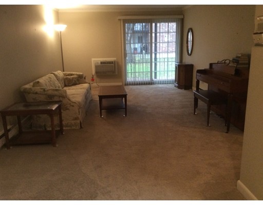 95 Fountain Ln unit 4, South Weymouth, MA 02190 - photo 1