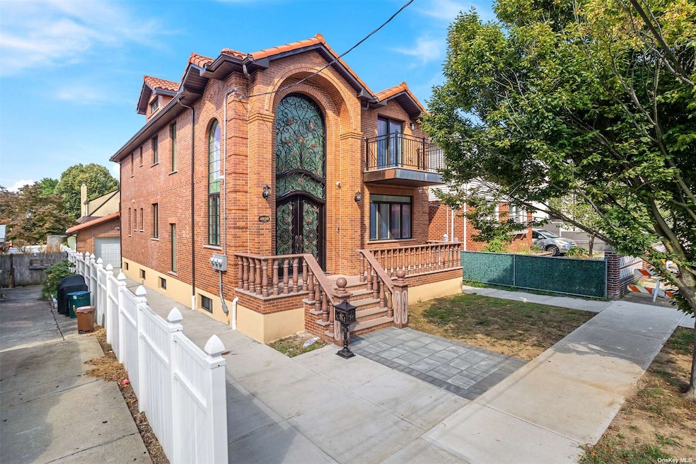 Sold $2,130,000 • Co-Listing Agent