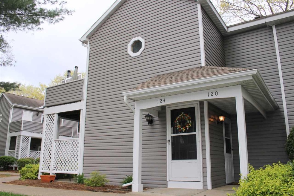 1976- C124 Curry Rd, Rotterdam, NY 12306 - photo 1