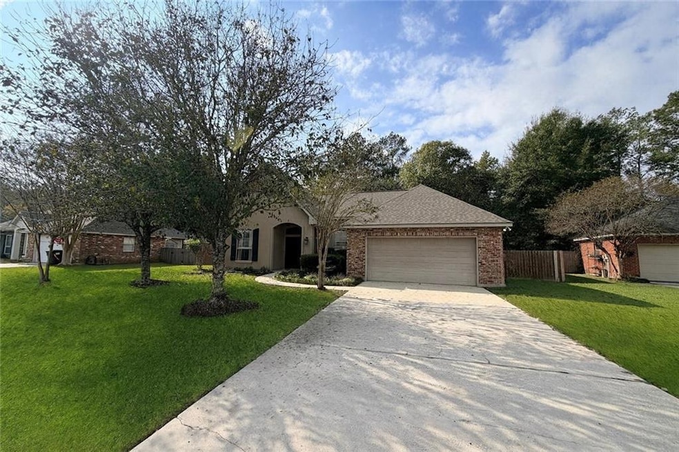 236 Calumet Dr, Madisonville, LA 70447 - photo 1