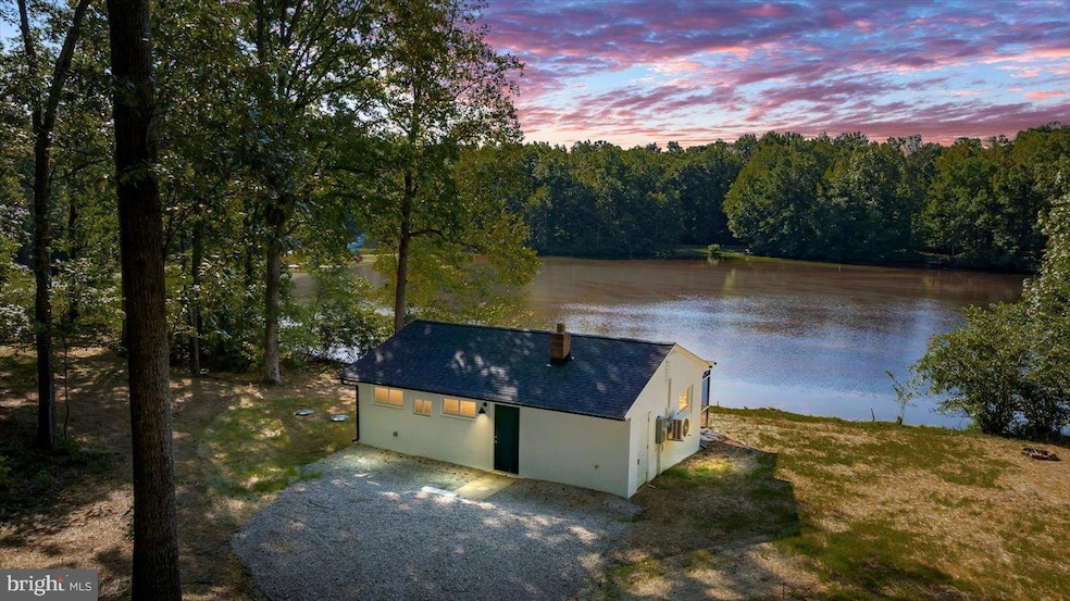 18 Turtle St, Gum Spring, VA 23065 - photo 1