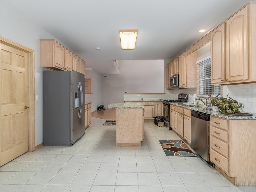 1540 Southridge Trail, Algonquin, IL 60102 - photo 1