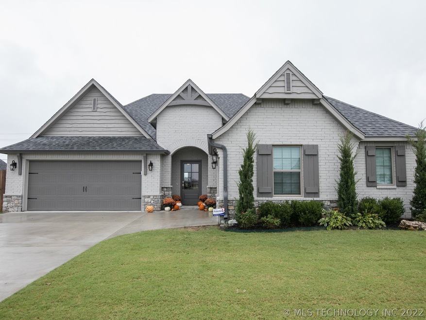 220 E 130th Place S, Jenks, OK 74037 - photo 1