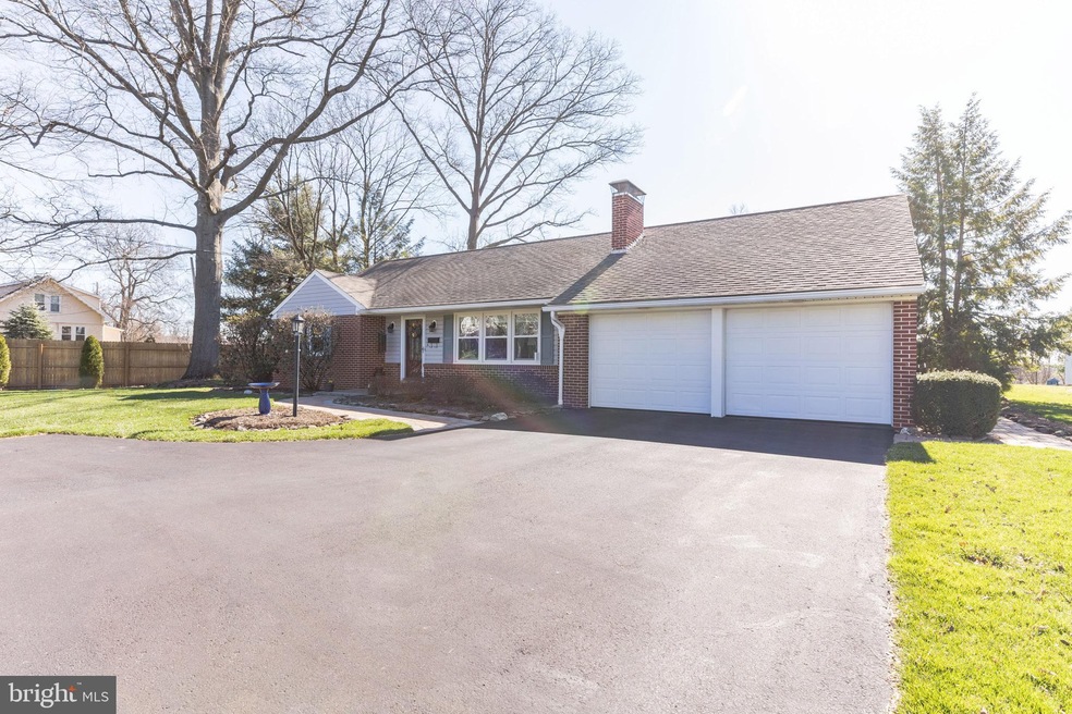 54 E Cherry Ln, Souderton, PA 18964 - photo 1