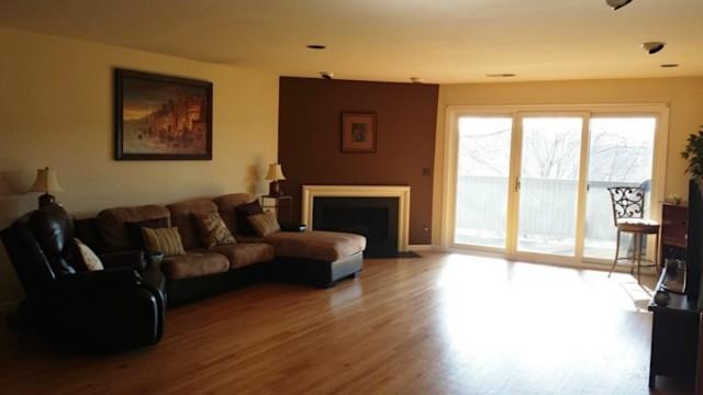 190 Rowayton Woods Dr unit 190, Norwalk, CT 06854 - photo 1