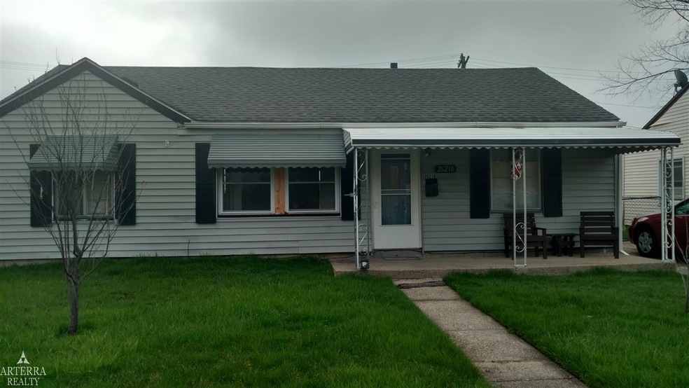 26210 Grandmont St, Roseville, MI 48066 - photo 1