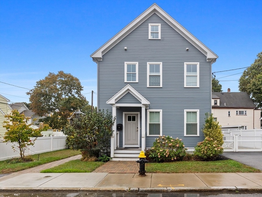 69 Wyvern St unit 69, Roslindale, MA 02131 - photo 1