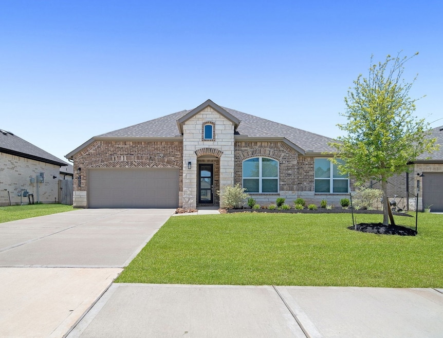 For Sale $449,500 • Co-Listing Agent