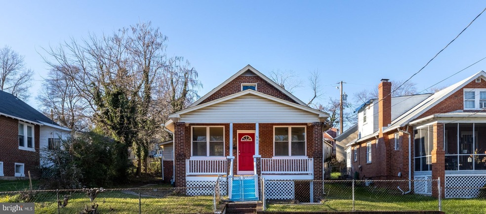 501 Larchmont Ave, Capitol Heights, MD 20743 - photo 1