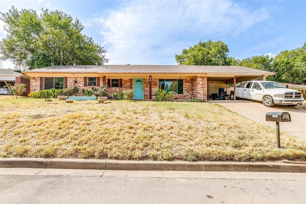 1421 Eastview Dr, Weatherford, TX 76086 - photo 1