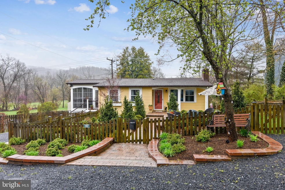 39249 John Mosby Hwy, Aldie, VA 20105 - photo 1