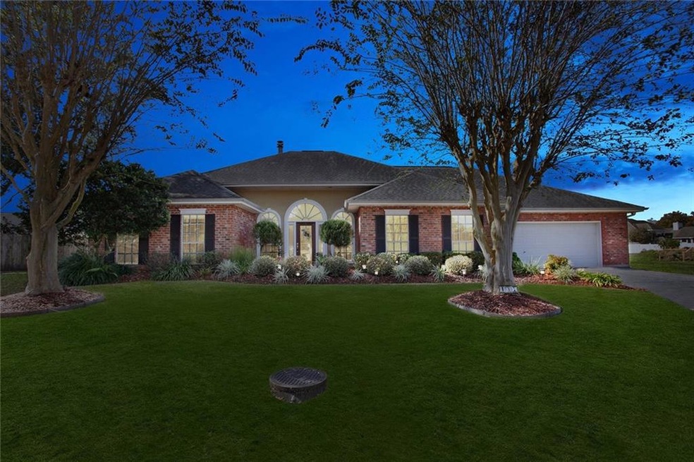 137 Magnolia Ct, Luling, LA 70070 - photo 1