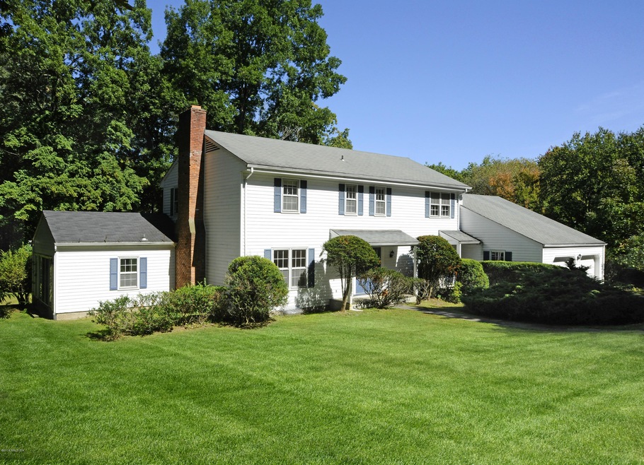 95 Glenville Rd, Greenwich, CT 06831 - photo 1