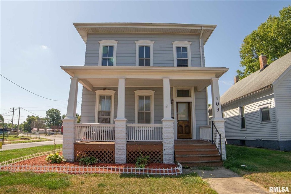 103 6th St, Lincoln, IL 62656 - photo 1