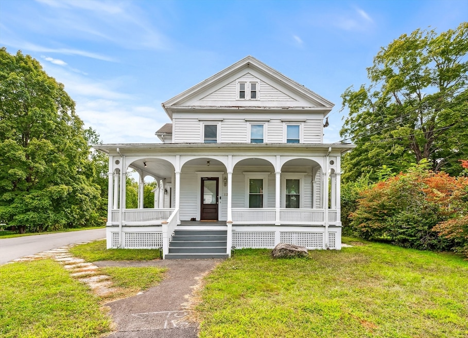 1136 N Pleasant St, Amherst, MA 01002 - photo 1