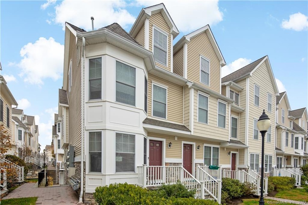 RES Condos unit 11A, Stamford, CT 06907 - photo 1