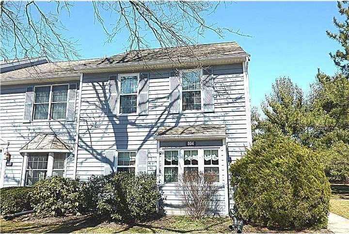 804 Meadow Ct, Glen Mills, PA 19342 - photo 1