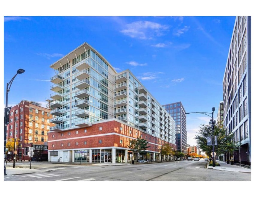 909 West Washington Condos unit 1002, Chicago, IL 60607 - photo 1