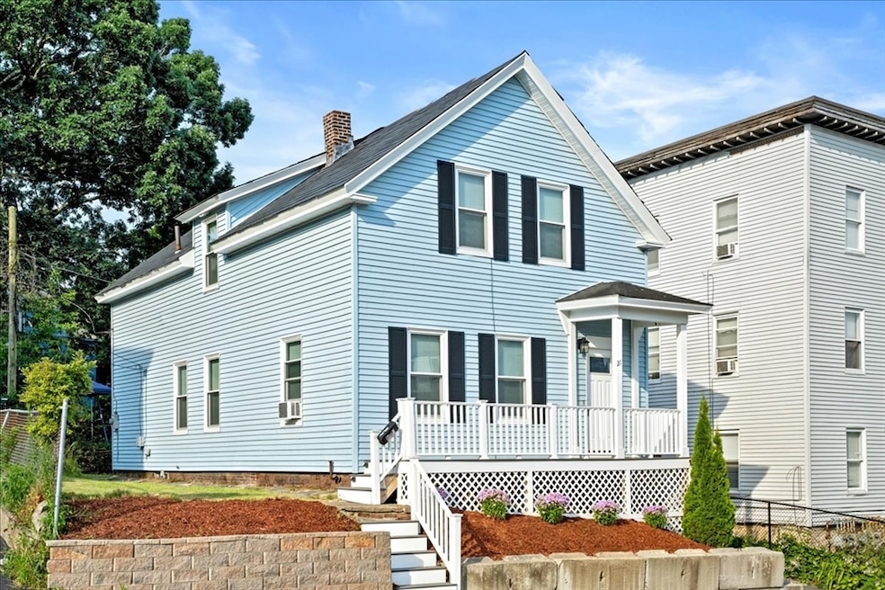 21 Pemberton St, Worcester, MA 01610 - photo 1