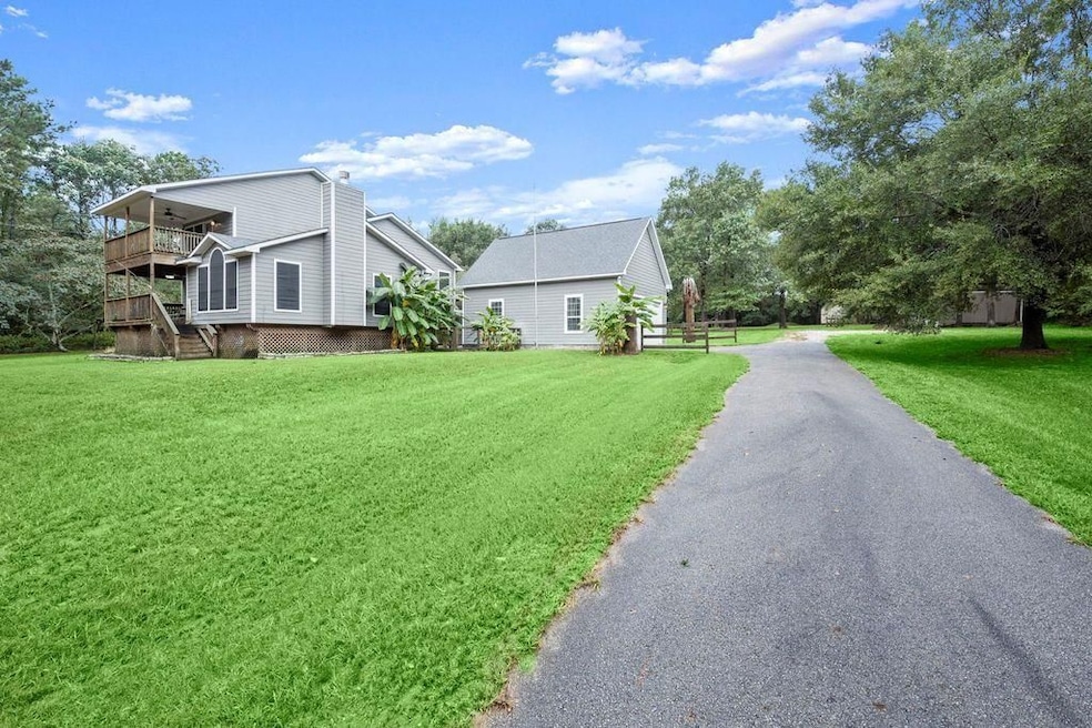 4770 Oak Knoll Ln, Montgomery, TX 77316 - photo 1