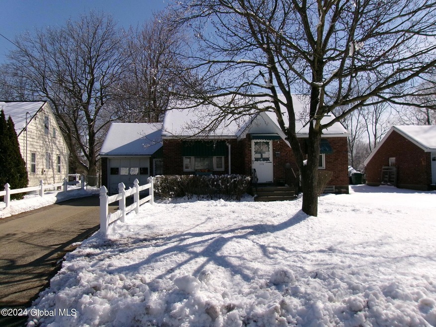 1113 Austin Place, Schenectady, NY 12306 - photo 1