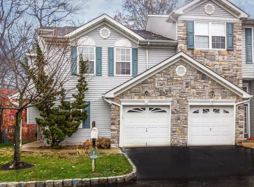 17 Brewster Cir unit 358, Old Bridge, NJ 08857 - photo 1