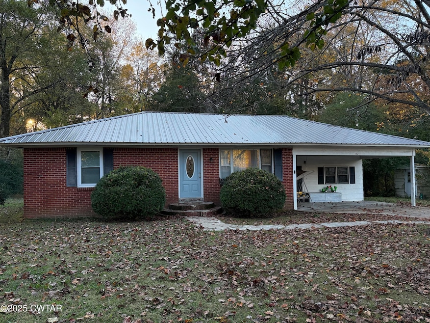 152 Seavers Rd, Jackson, TN 38301 - photo 1