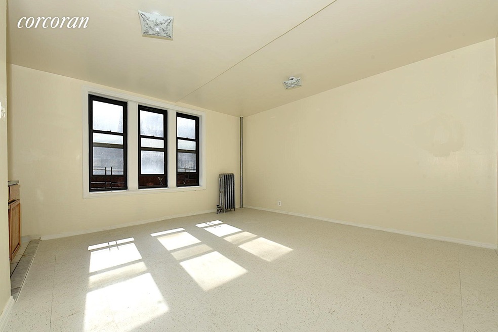 355 E 187th St unit H2, Bronx, NY 10458 - photo 1