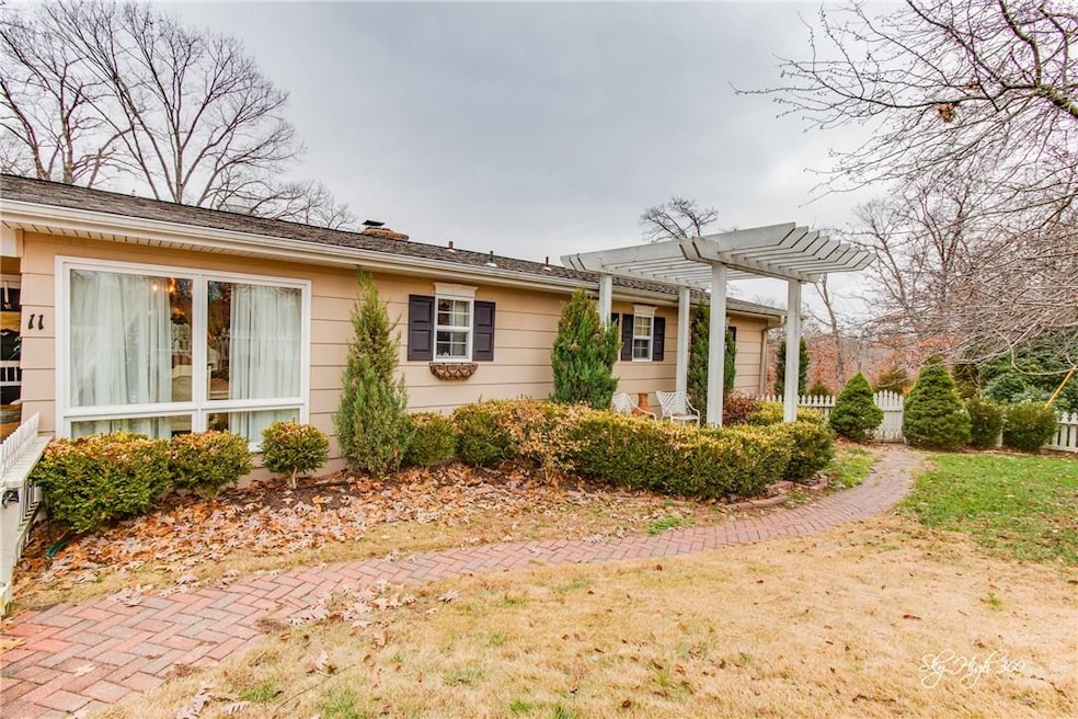 11 Warrington Dr, Bella Vista, AR 72714 - photo 1