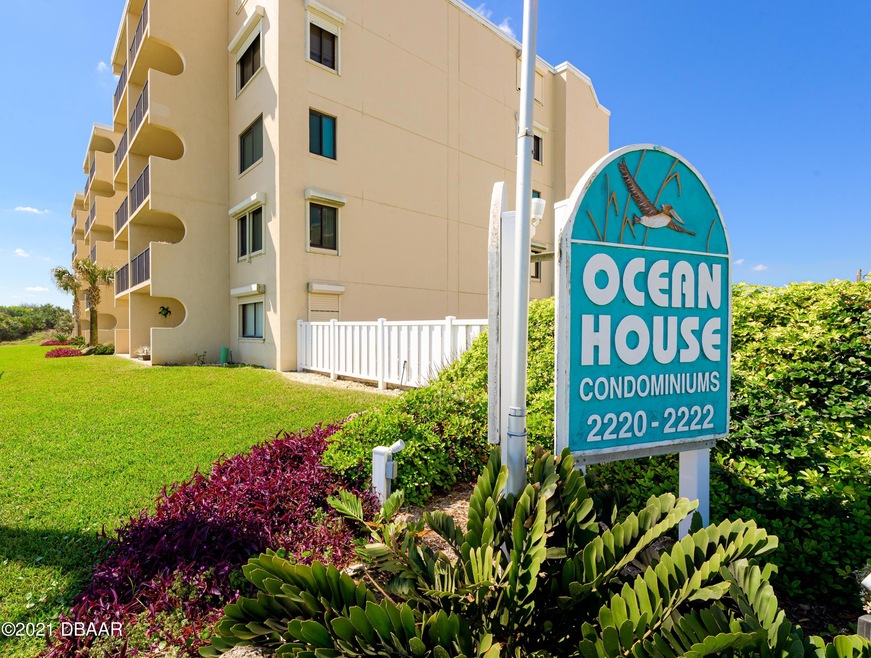 ocean house sign (2)