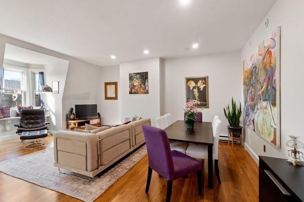 Sold $852,500 • Co-Listing Agent