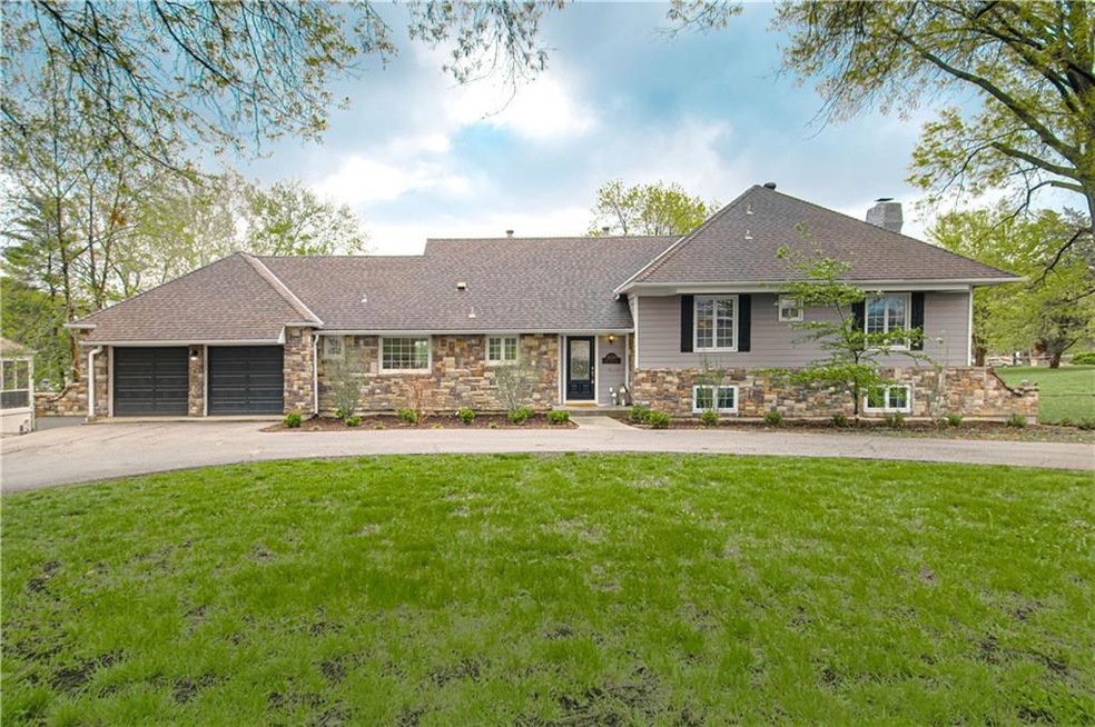 10229 Lee Blvd, Leawood, KS 66206 | MLS# HMS2428423