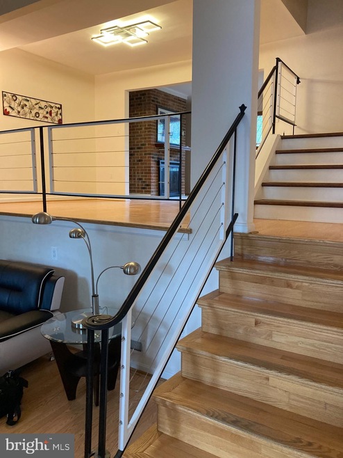 6012 Ticonderoga Ct, Burke, VA 22015 - photo 1