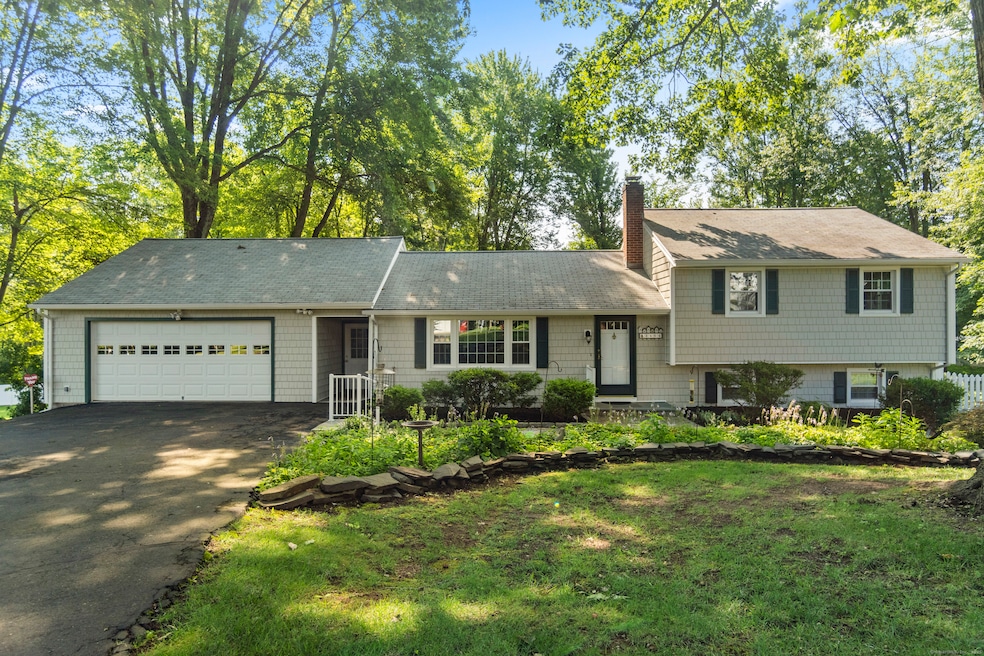 1464 Tuttle Ave, Wallingford, CT 06492 - photo 1