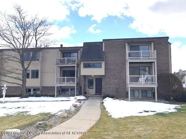 Exterior Front-001