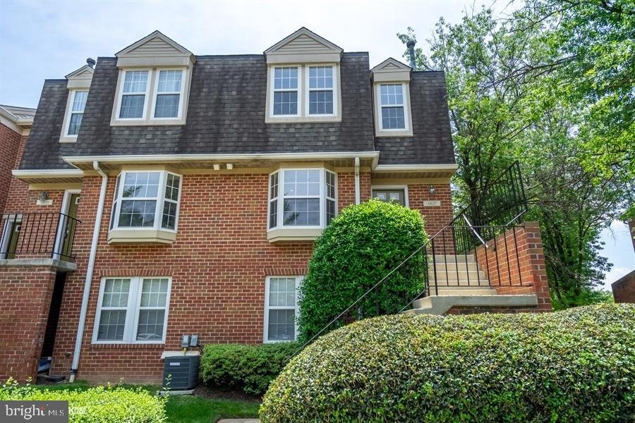 14127 Yorkshire Woods Dr, Silver Spring, MD 20906 - photo 1