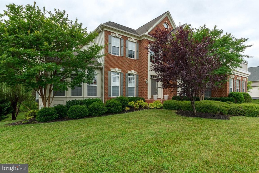 42249 Providence Ridge Dr, Chantilly, VA 20152 - photo 1